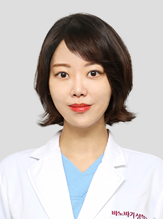 DR. 최정윤